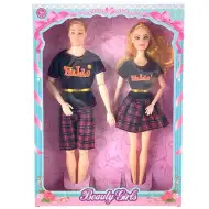 Nicky a Alex se stěhují do módního setu pro panenky.