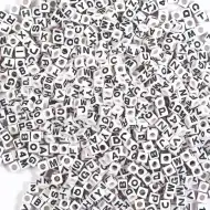 PlayBox: Sada černobílých perel s písmeny, 300 kusů