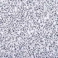 PlayBox: Sada plastových korálků k navlékání, 250 ks.