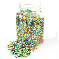 PlayBox: Vařitelné barevné plastové korálky 2-3 mm, balení 500 g.