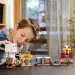 LEGO® Minecraft: Duchová vzducholoď a útok na vesnici (21273)